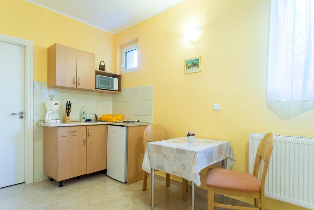 Andrea Apartmanház Balatongyörök Exterior foto