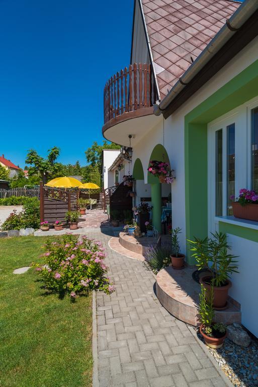 Andrea Apartmanház Balatongyörök Exterior foto